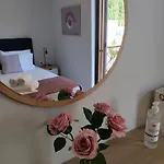 Διαμέρισμα Nini's House Superior - 100m From Town Center Νυδρί