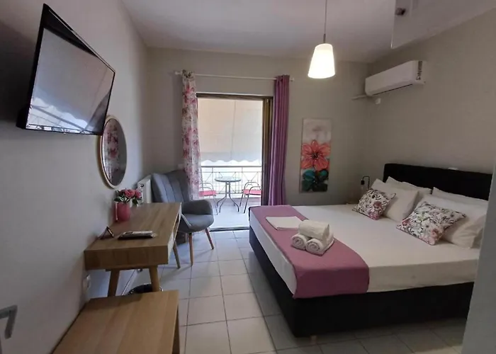 Nini's House Superior - 100m From Town Center Apartment