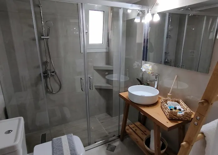 Nini's House Superior - 100m From Town Center Nydri (Lefkada)