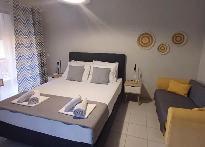 Apartmán Nini's House Superior - 100m From Town Center *